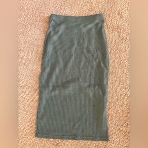 Ribbed Midi Skirt in Olive Green